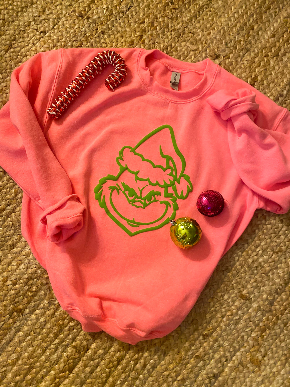 Christmas Face Puff Sweatshirt - Pink