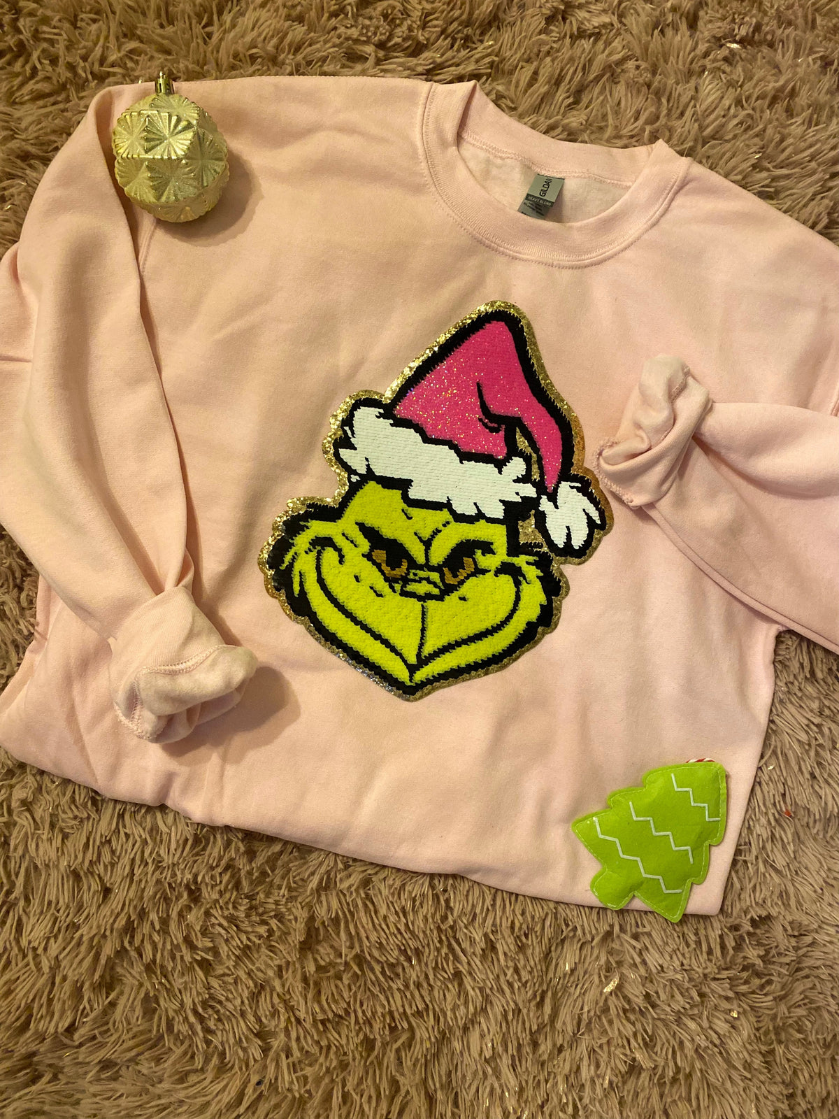 Christmas Sequin Patch/Face Sweatshirt - Light Pink