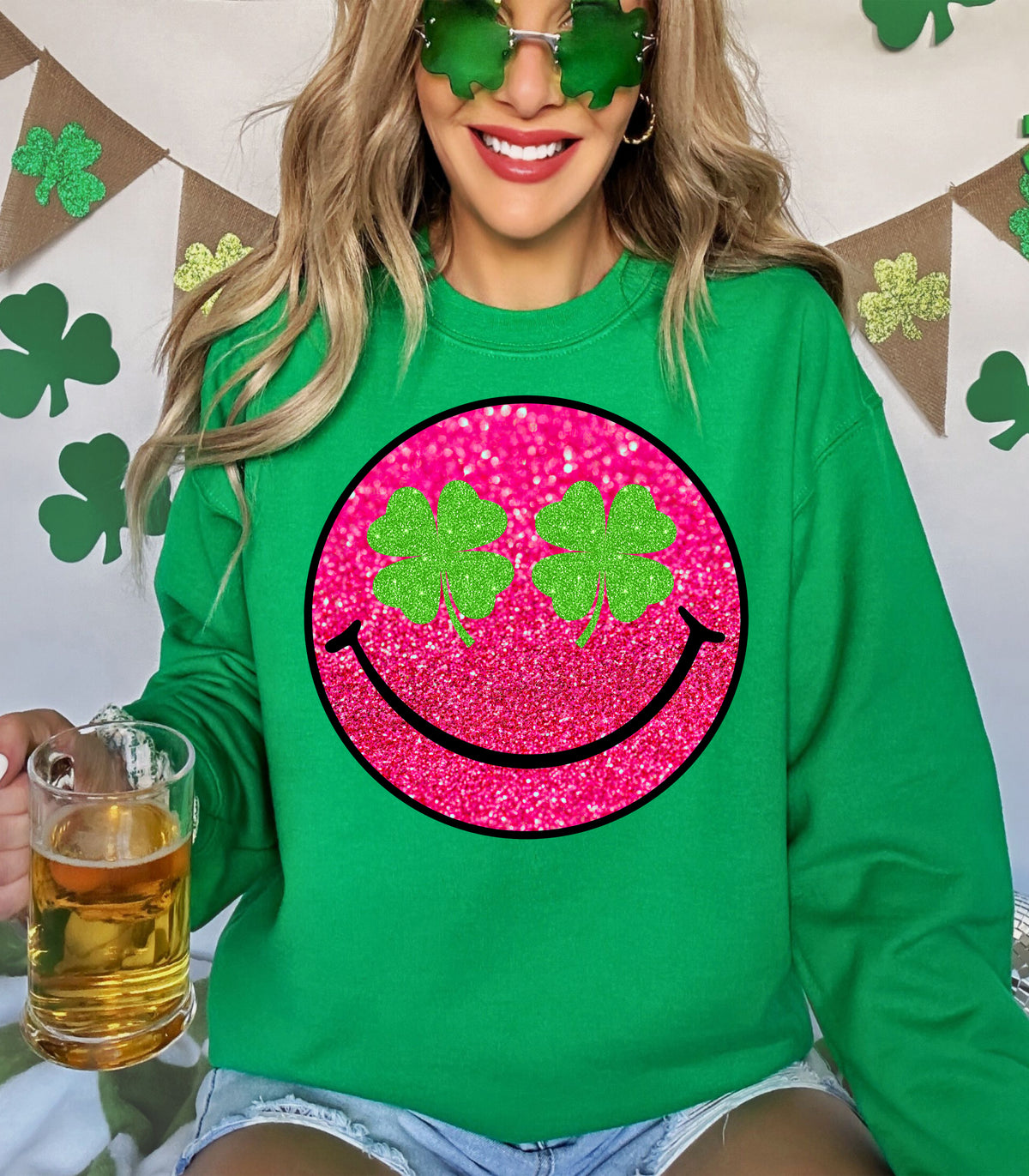 Smiley Clover Faux Glitter Tee - Green